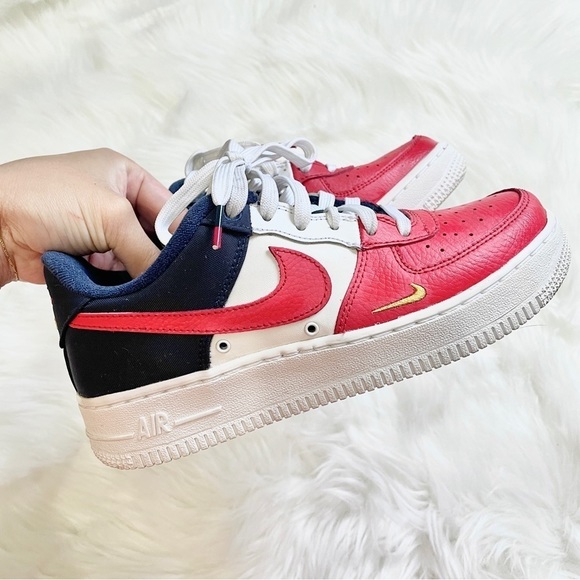 ✨ Nike Air Force 1s Rare Low “4th of July” Red White Blue 07 LV8 Size 4Y - Picture 2 of 12